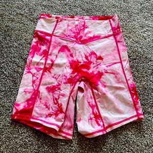 Balance athletica biker shorts pink tie dye size M